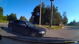 ütközés előtti utolsó pillanat egy orosz autós kamera felvételén